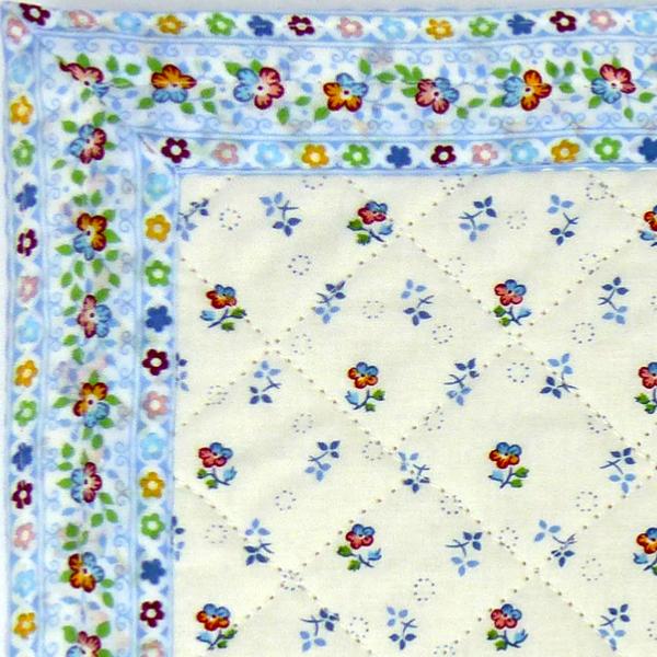 Provencal Quilted Cotton Placemat White "Little flowers" 12x18