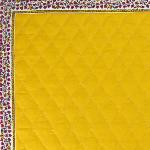 Reversible Quilted placemat plain Yellow and "Flowers"