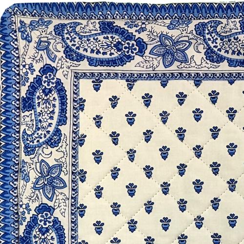 Quilted White Cotton placemat 15"x19", Bonis pattern